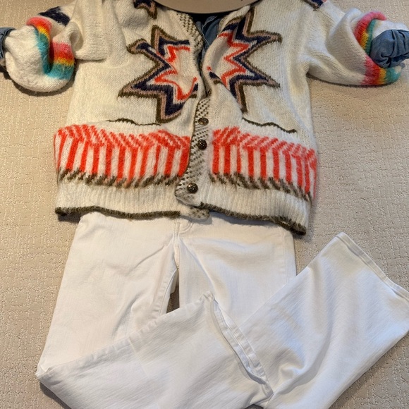 Cozy Multicolor Star Patterned Cardigan - Picture 12 of 16